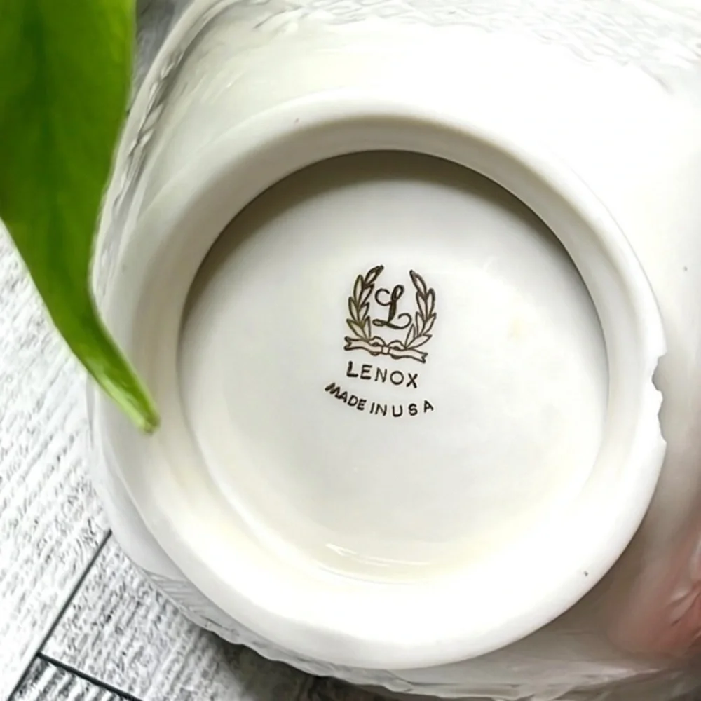 Lenox Collection The Canterbury Bowl with 24kt Gold Trim